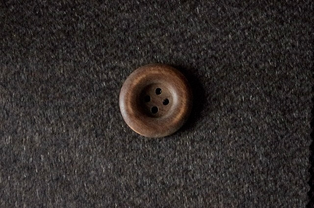 秋冬新作ボタン|オリーブ素材のボタン