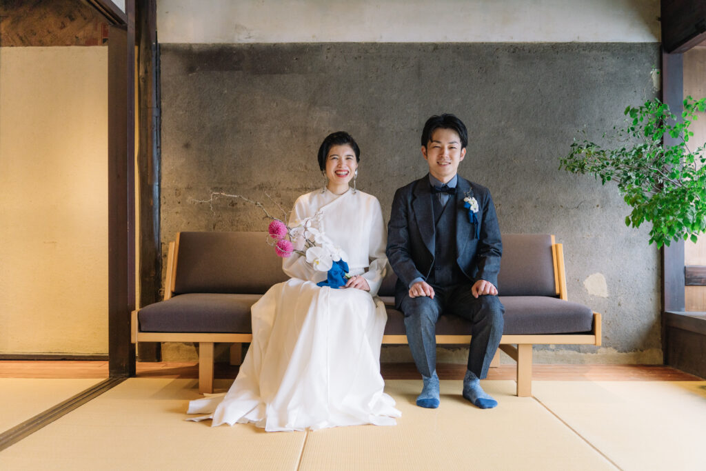京都のもやし町屋で結婚式｜デニムウェディングスーツのオーダーメイド