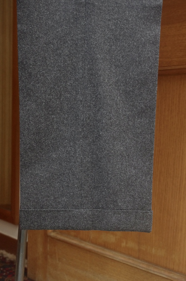 ワイドパンツ｜フランネルのドローコード仕様