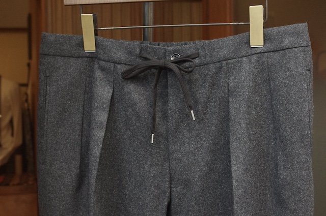 ワイドパンツ｜フランネルのドローコード仕様