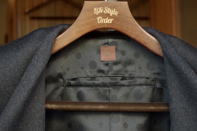 レディースカシミヤコートのオーダーメイド|アシンメトリー(非対称)