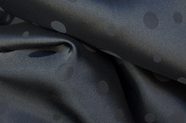 レディースカシミヤコートのオーダーメイド|アシンメトリー(非対称)