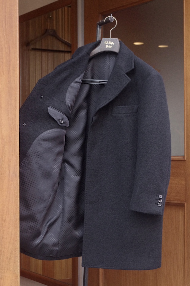 チェスターコートのオーダーメイド｜アンゴラウール黒