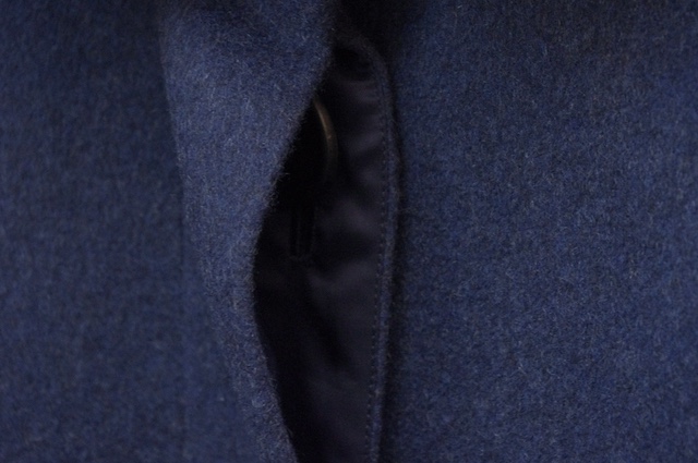 カシミヤロングコートのオーダーメイド｜ブルーのラグランスリーブ