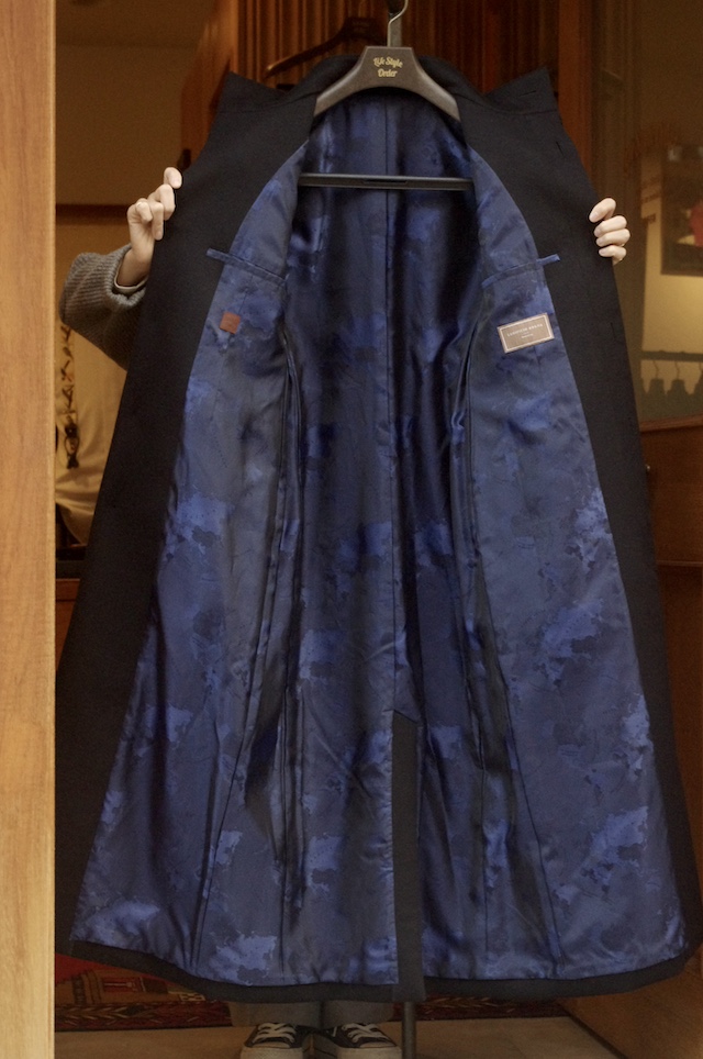 メンズのカシミヤロングコート