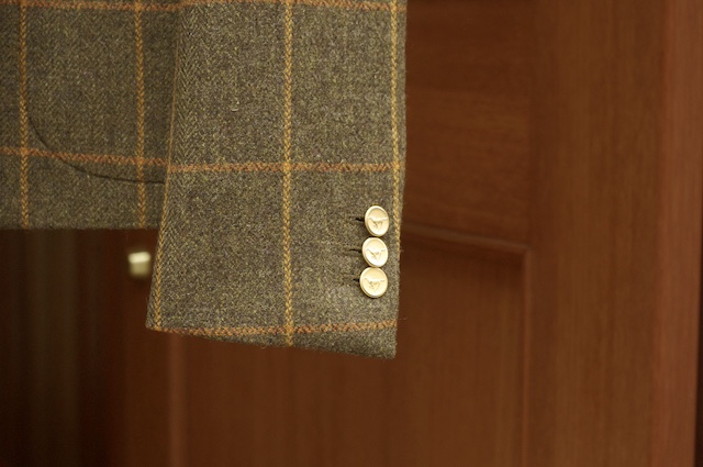 レディースショートジャケット｜ツイードチェック柄のオーダーメイド事例