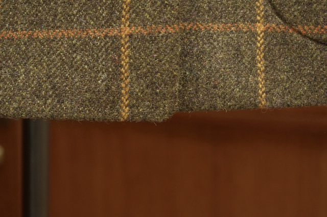 レディースショートジャケット｜ツイードチェック柄のオーダーメイド事例