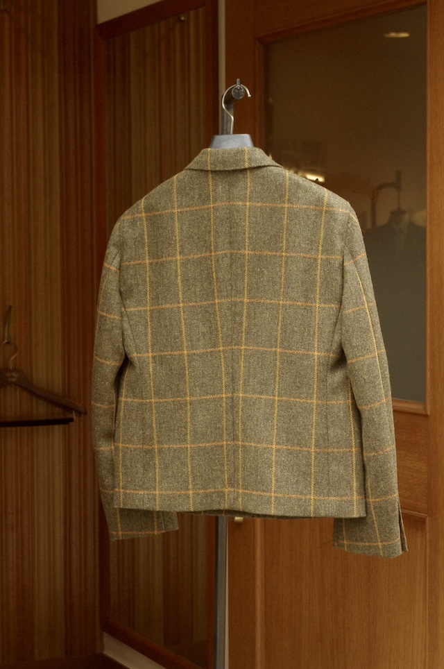 レディースショートジャケット｜ツイードチェック柄のオーダーメイド事例