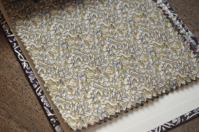 リバティプリント