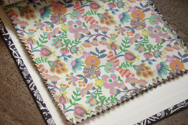 リバティプリント