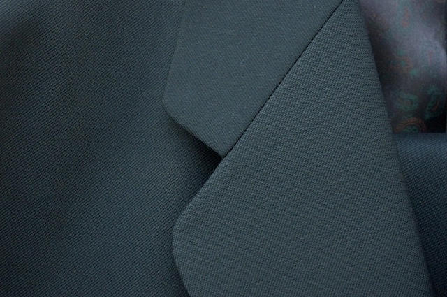 グリーン色(緑)のダブルスーツ｜クローバーカラー