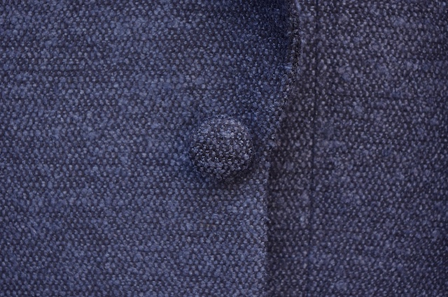 カジュアルなネイビージャケットのオーダーメイド｜くるみボタン